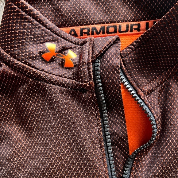 Under Armour Kid’s Brown/Orange Quarter-Zip Size Youth Large - Picture 3 of 7